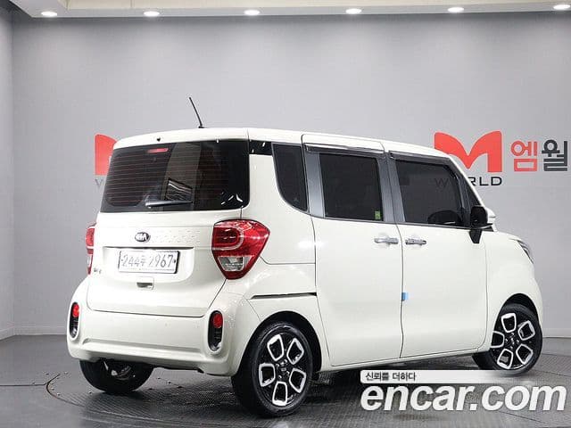 2018 Kia The New Ray Prestige thumb 3