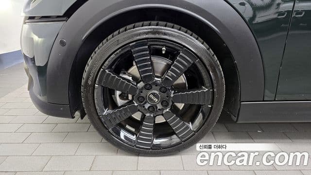 2023 Mini Cooper S 3Door Resolute Edition 3rd Gen thumb 5