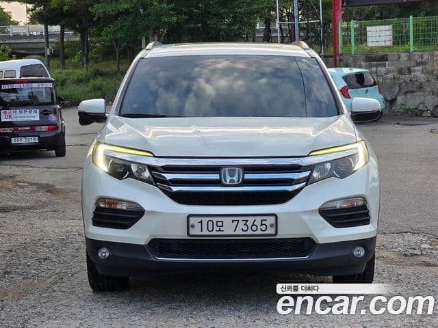 2017 Honda Pilot 3rd Gen 3.5 thumb 2