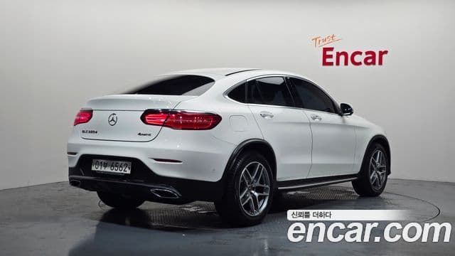 2018 Mercedes-Benz GLC-Class X253 GLC220 d 4MATIC Coupe thumb 2