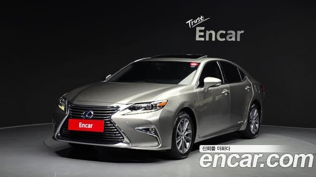2017 Lexus New ES300h Supreme+ XV60